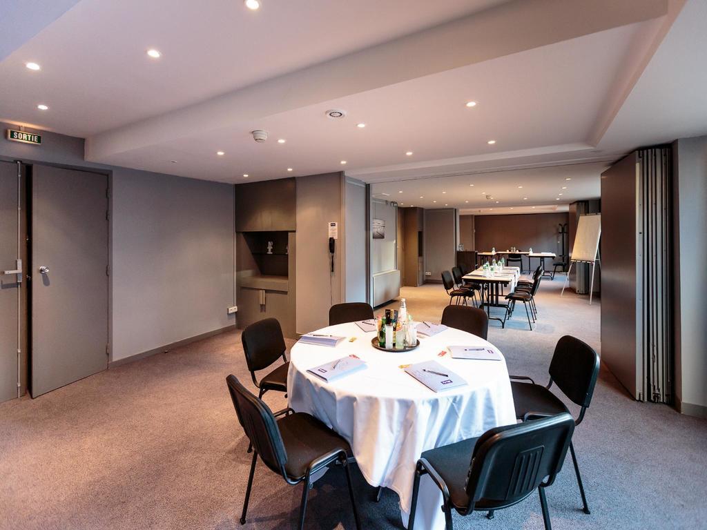 Kyriad Hotel Clermont Ferrand Centre Bagian luar foto