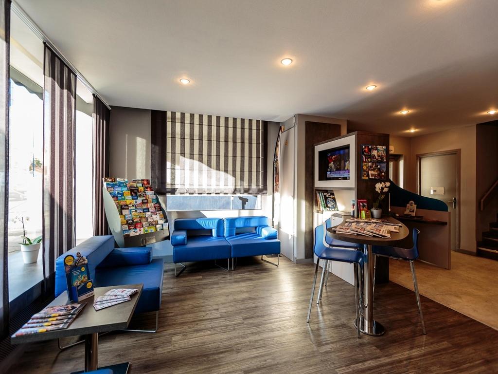 Kyriad Hotel Clermont Ferrand Centre Bagian luar foto